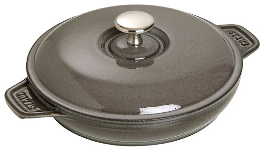 Staub casserole round with lid, graphite grey