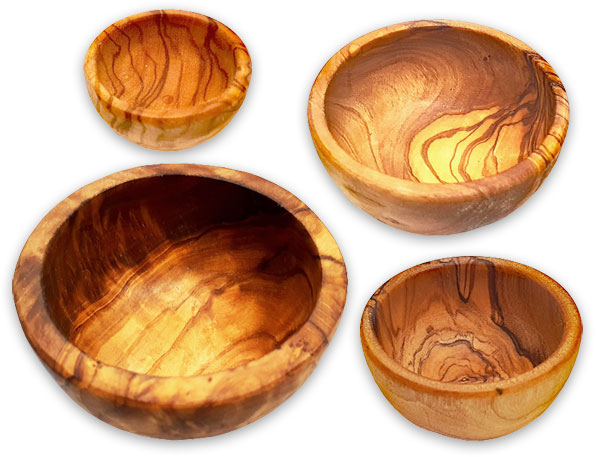 Set of 4 bowls round olive wood
