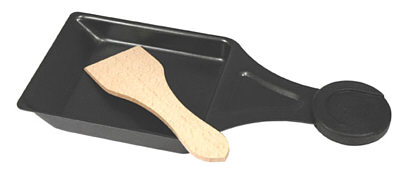 Raclette dish with wood spatula, fitting to raclette plate