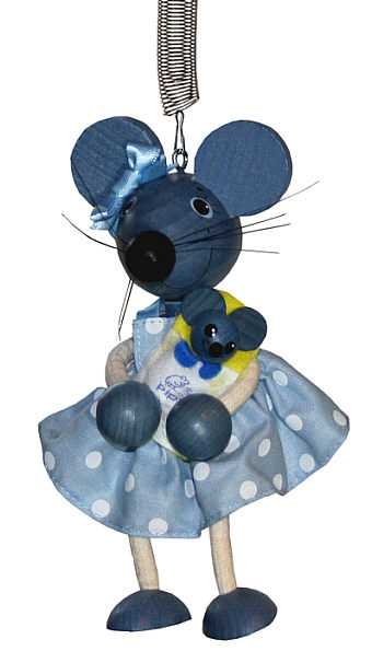 Sky-jumper mouse with baby
