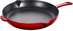 Staub frying pan with cast iron handle, cherry