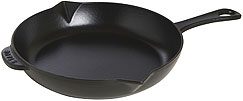 Staub frying pan with cast iron handle, black